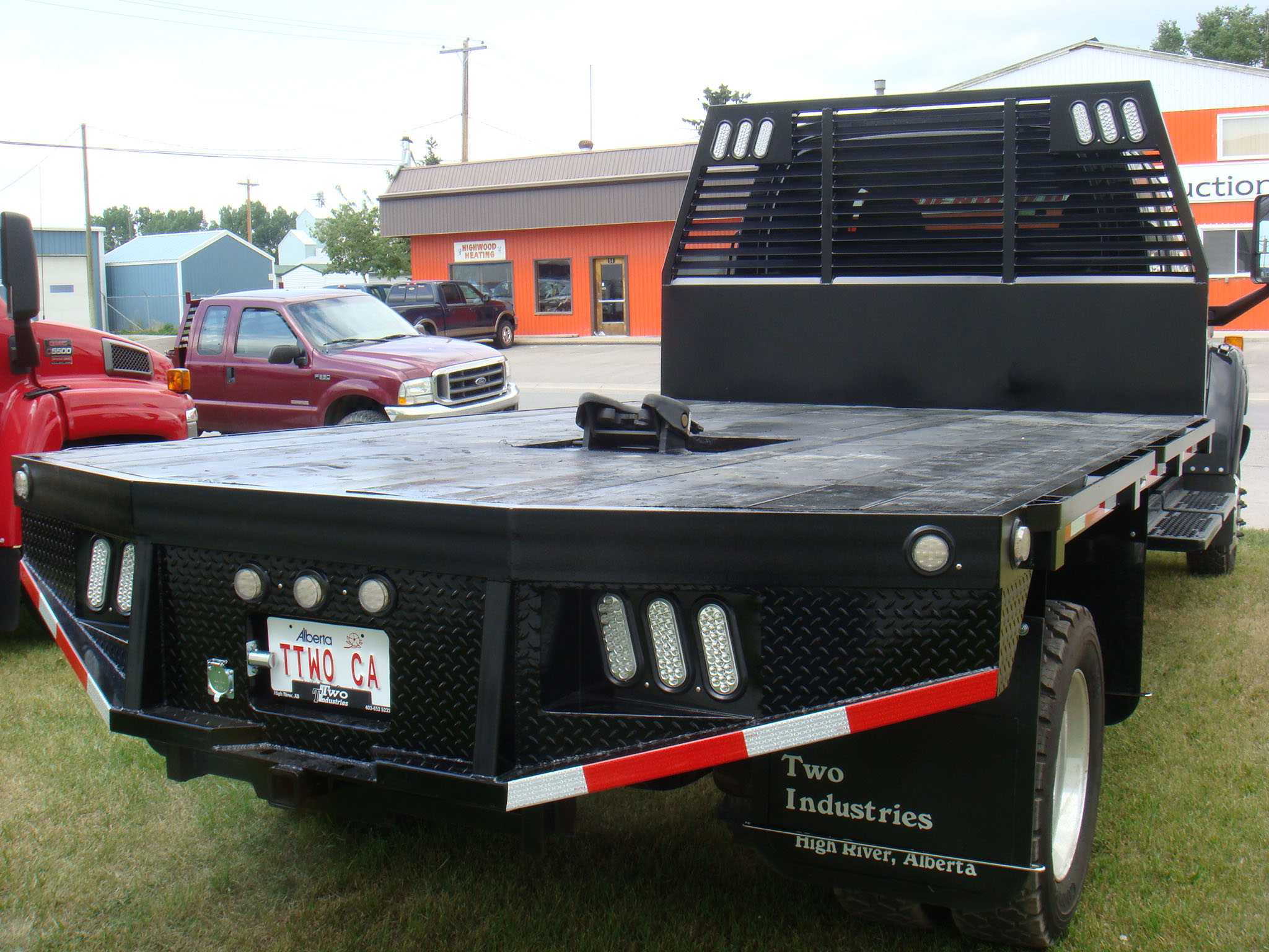 Flat Decks for Trucks T Two Industries